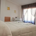 Mauro Bed And Relax Nocleg ze śniadaniem 3*